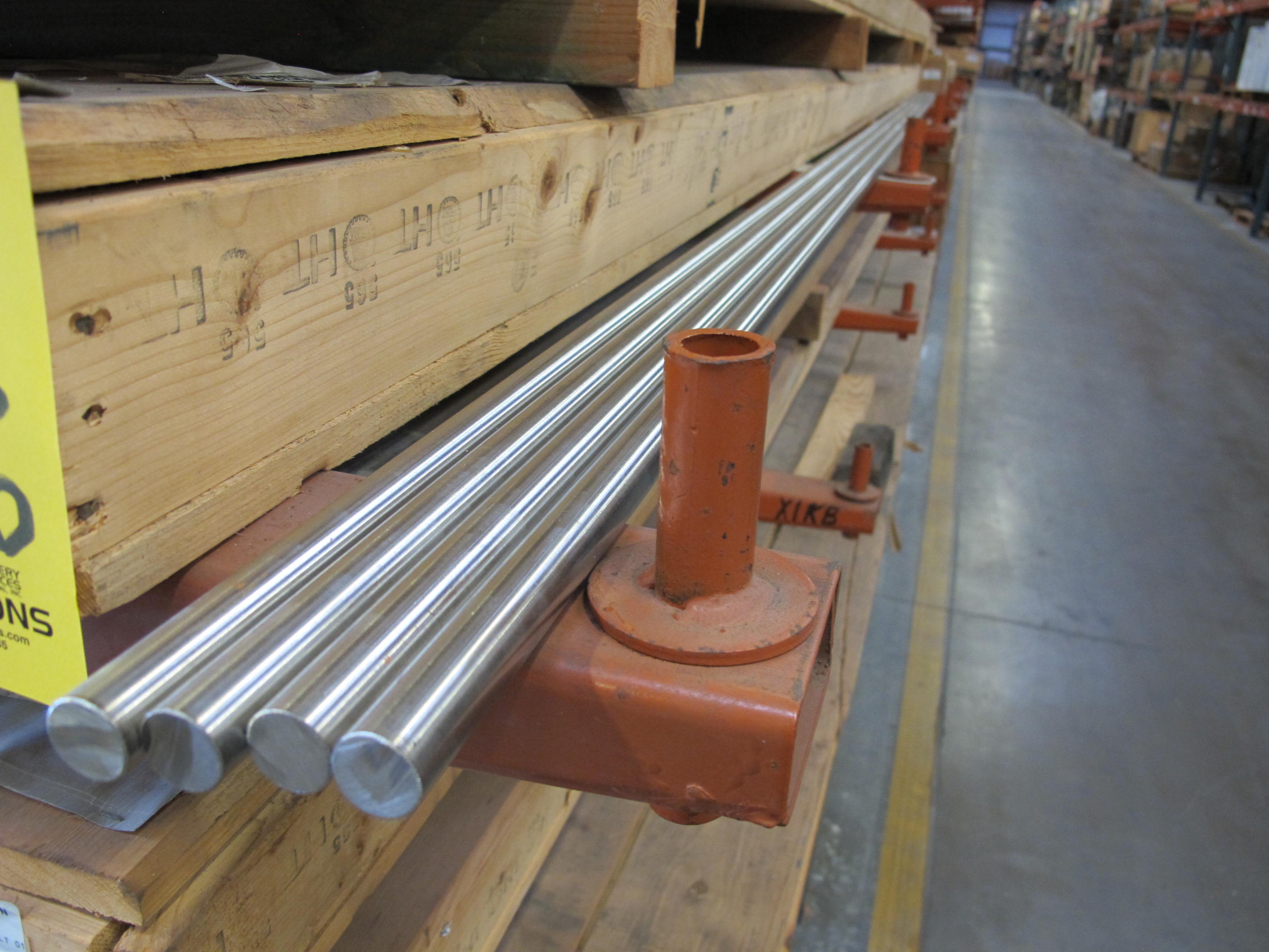 LOT (217) BAR, ROUND TYPE, 0.775" +/- 0.020" DIAMETER SIZE, 1.585 LBS/FT, BORATED STAINLESS STEEL MATERIAL GRADE A PROCESS, 174" MINIMUM LENGTH, ASTM A887, TYPE 304B7, ASTM A484-ROUND BAR SPECIFICATION. 8 BOXES WITH 217 RODS (W-50) LOADING & HANDLING FEE $50-